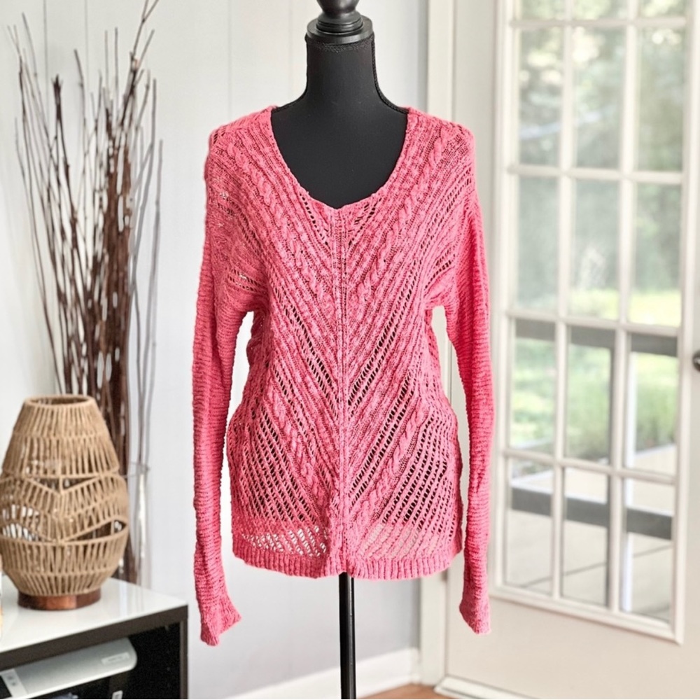American Eagle knit sweater